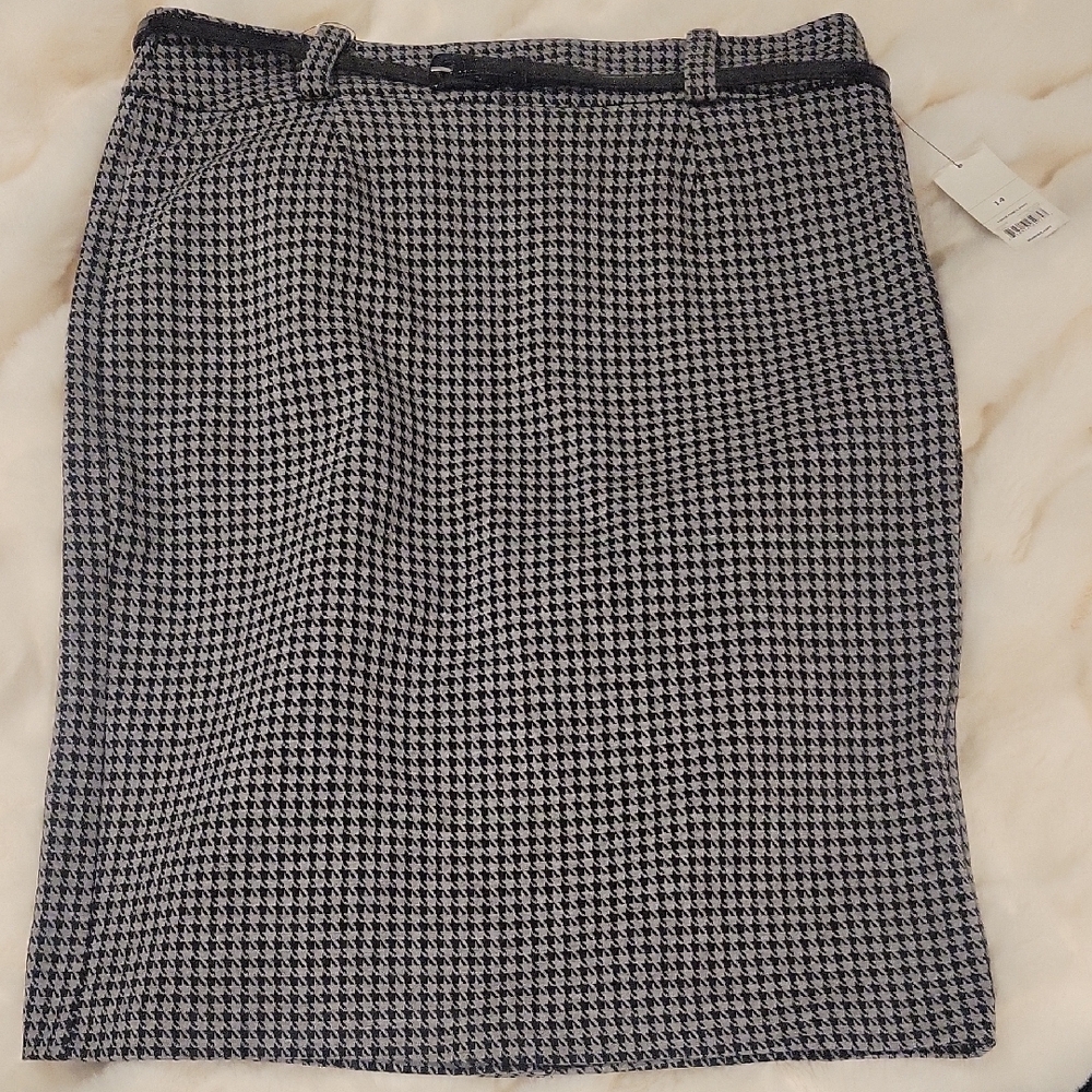 George Black and White Houndstooth Pencil Skirt